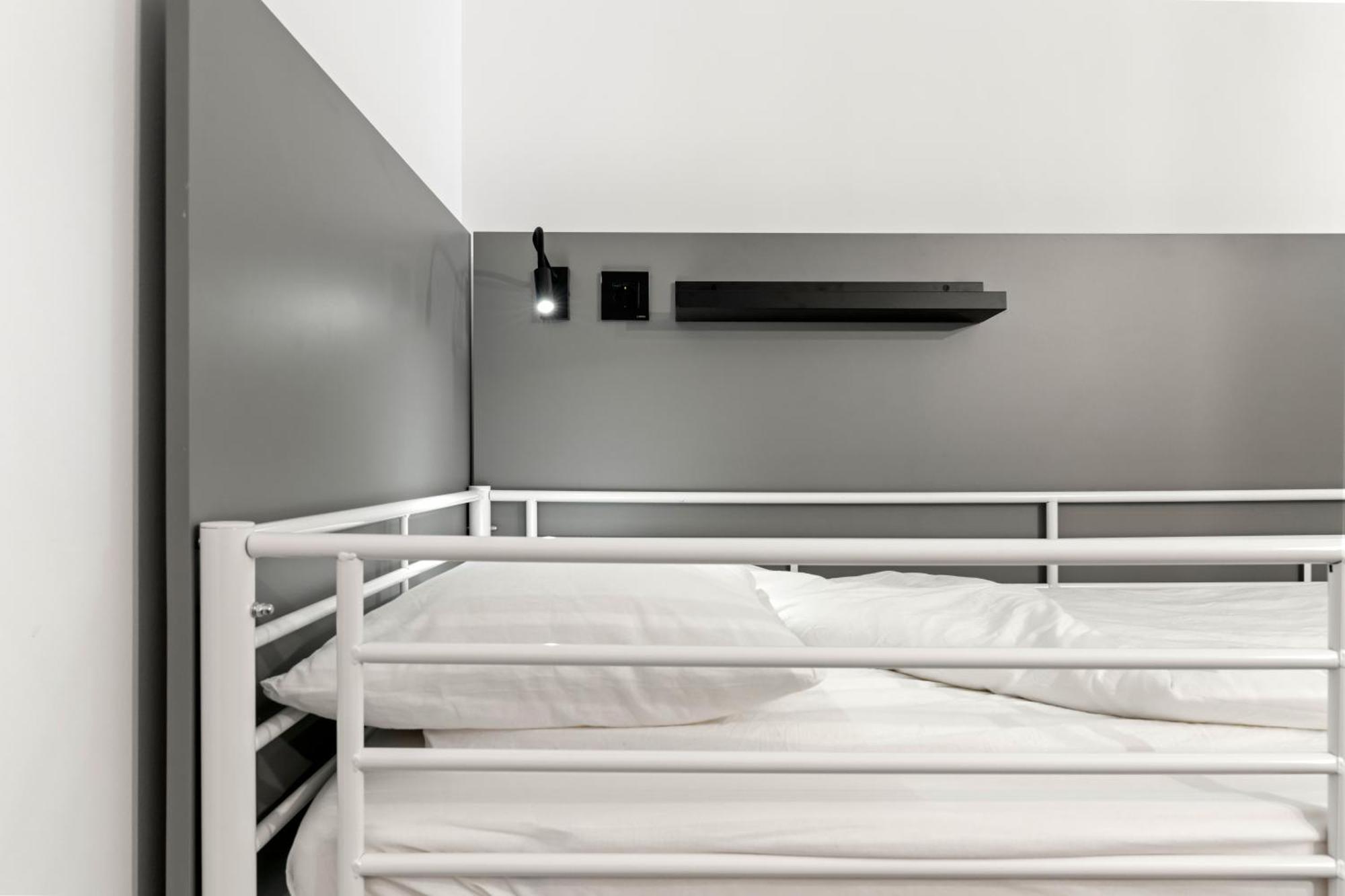Nest Boutique Hostel Bucureşti Exterior foto